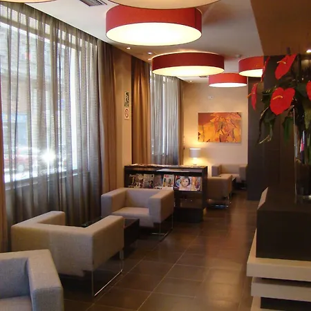 Aroi Hotel 4*