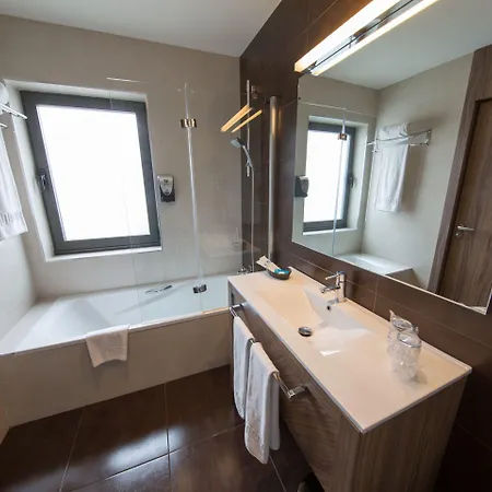Hotel Aroi 4*