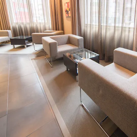 Aroi Hotel 4*