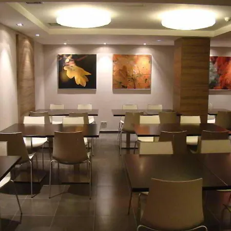 Hotel Aroi