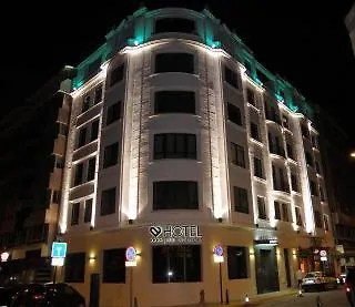 Szálloda Aroi Ponferrada
