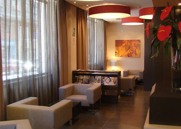 Aroi Hotel 4*